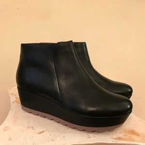 Camper Laika Bootie Rare Black Leather US 8 / 8.5